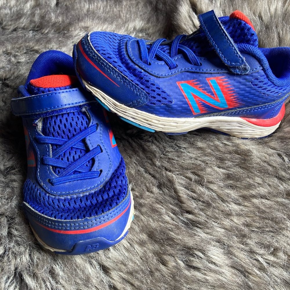 Size 10 Toddler EXTRA WIDE XW Shoes